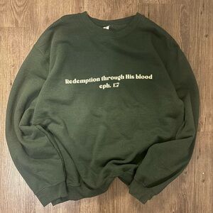 Gildan Men's Crewneck Sweater in Forest Green